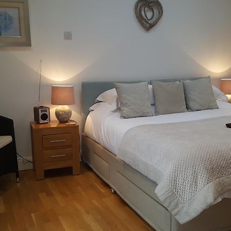 Bed and Breakfast Lockgate Dairy Chichester Esterno foto