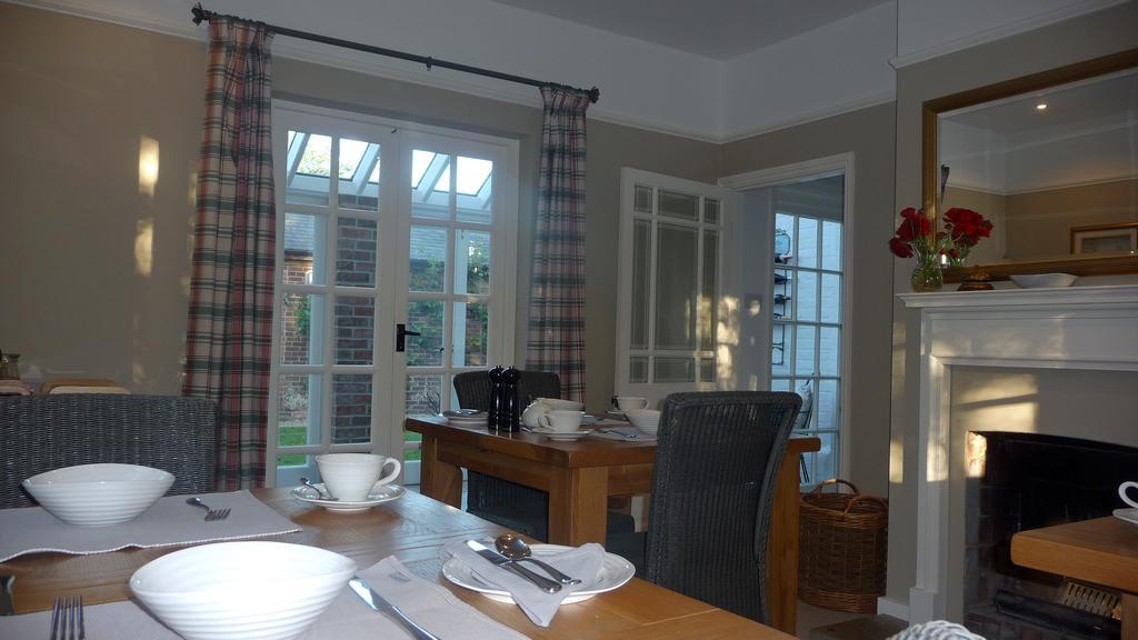 Bed and Breakfast Lockgate Dairy Chichester Esterno foto