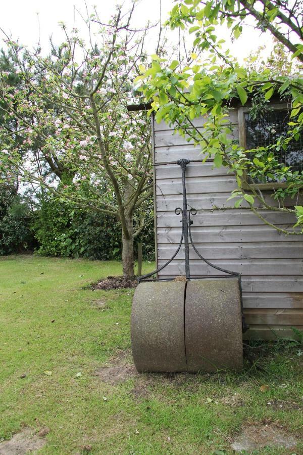 Bed and Breakfast Lockgate Dairy Chichester Esterno foto