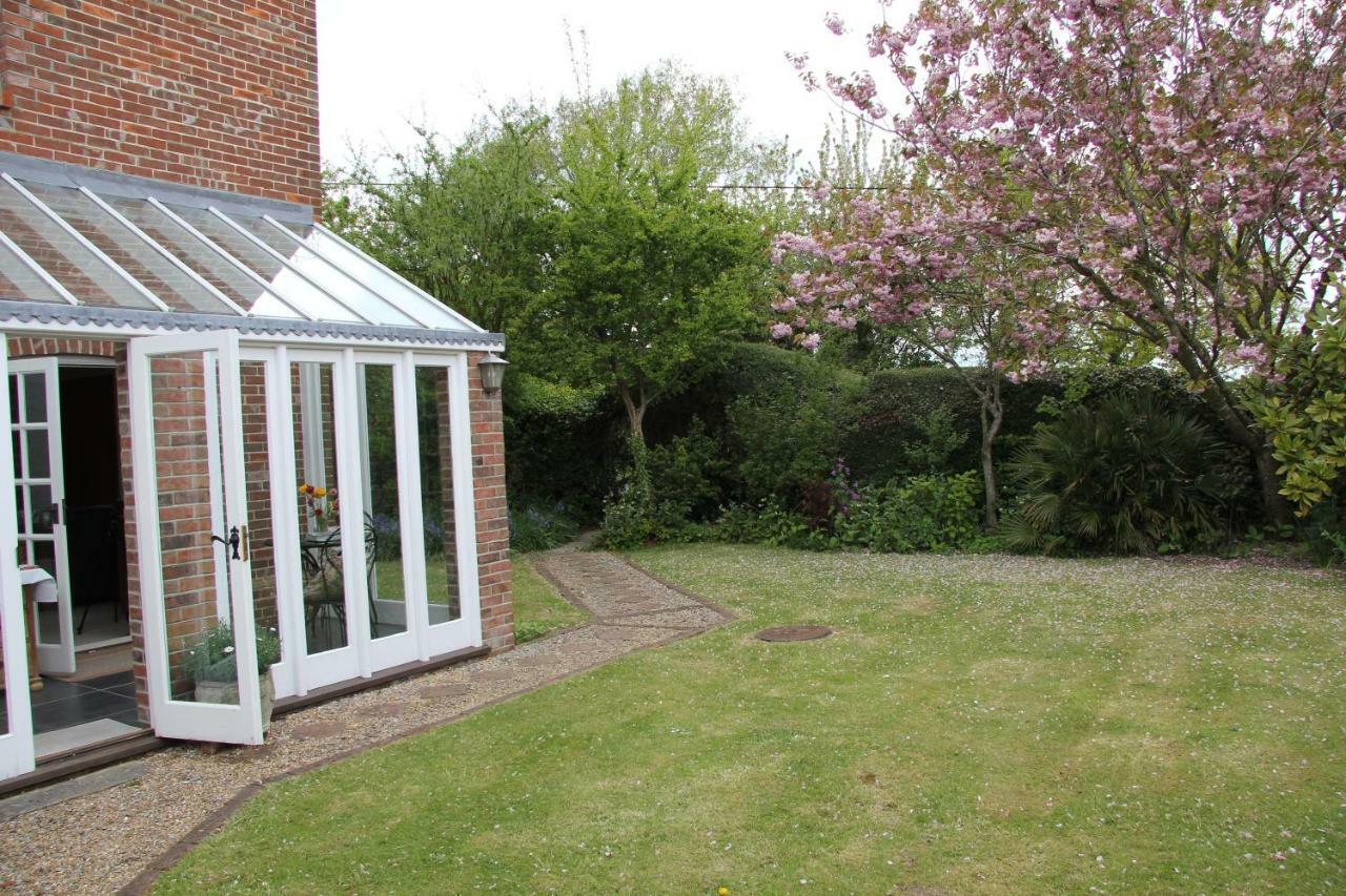 Bed and Breakfast Lockgate Dairy Chichester Esterno foto
